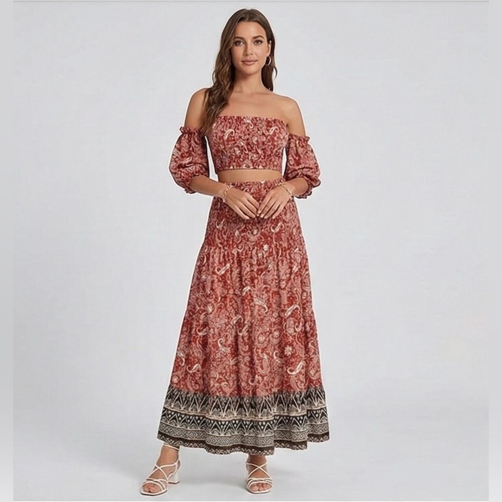LAST ONE 🔥 Off Shoulder Paisley Print Crop Top & Ruffle Hem Skirt Set - Picture 1 of 7
